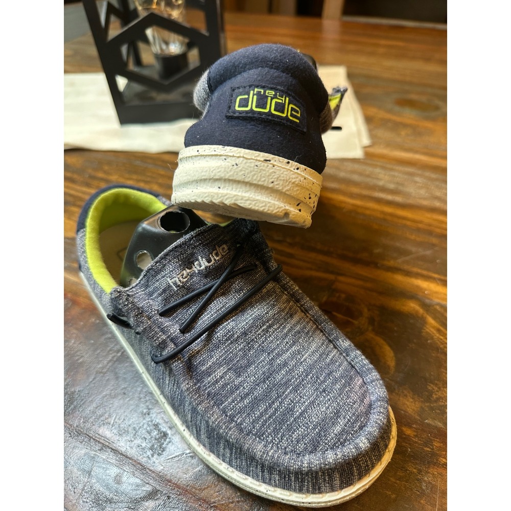 Hey Dude Shoes Wally Youth Stretch Naval Speckle Navy Lime Loafer Size 2-3 Youth